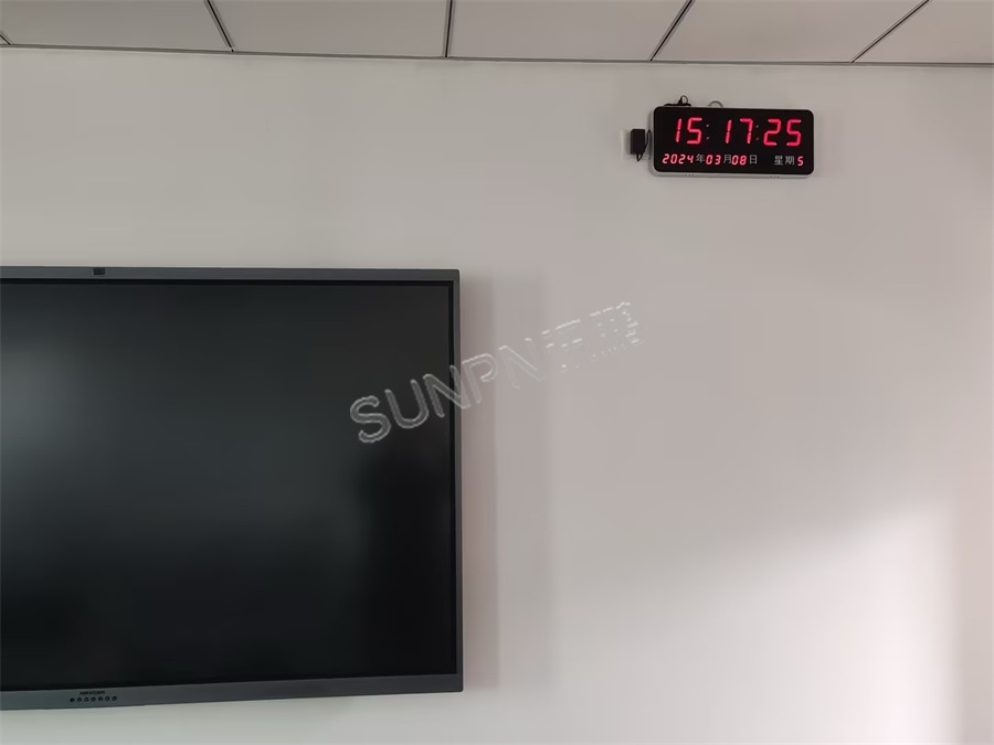 学校同步时钟系统-教室展示