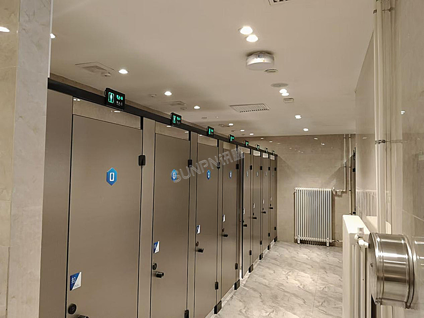 讯鹏科技智慧公厕有无人指示牌