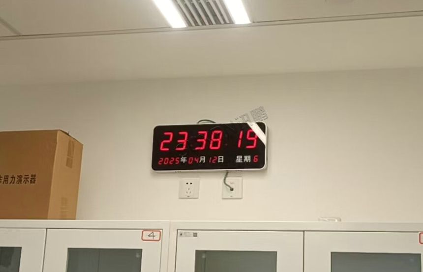 讯鹏同步时钟系统